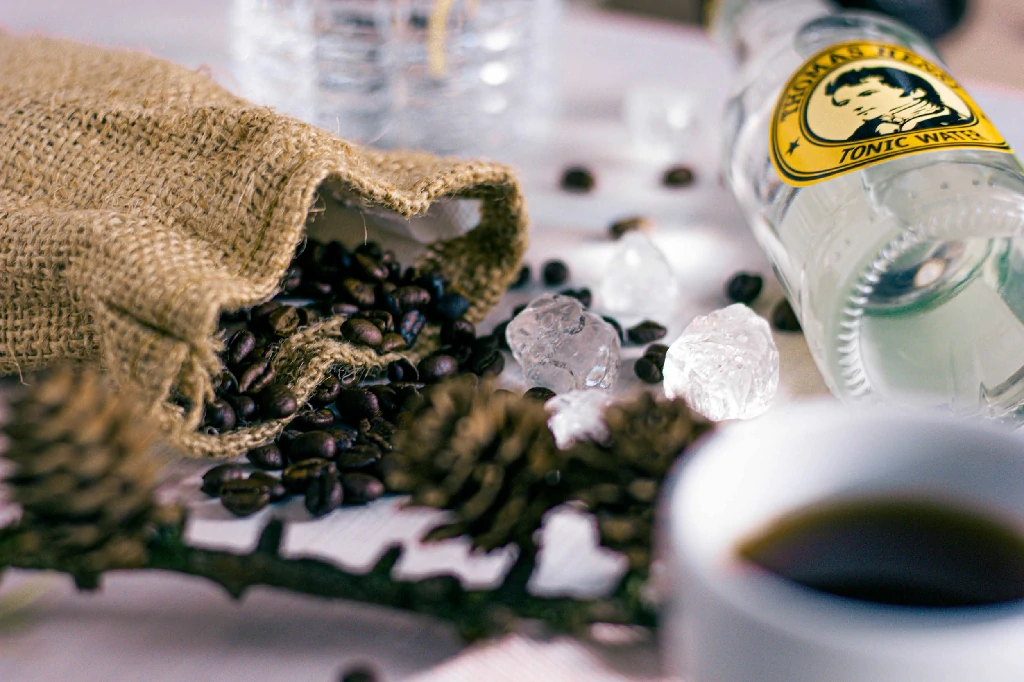 Công thức Espresso Tonic sủi bọt mát lạnh phân tầng đẹp mắt