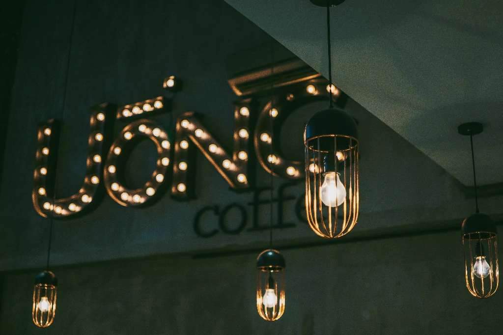 Quy trình thử nghiệm tên quán cafe trên bao bì