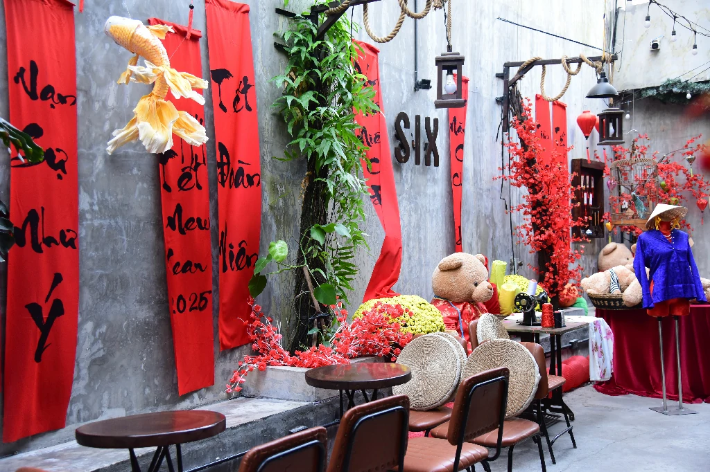 Đồ decor quán cafe tổng quan không gian cực xịn