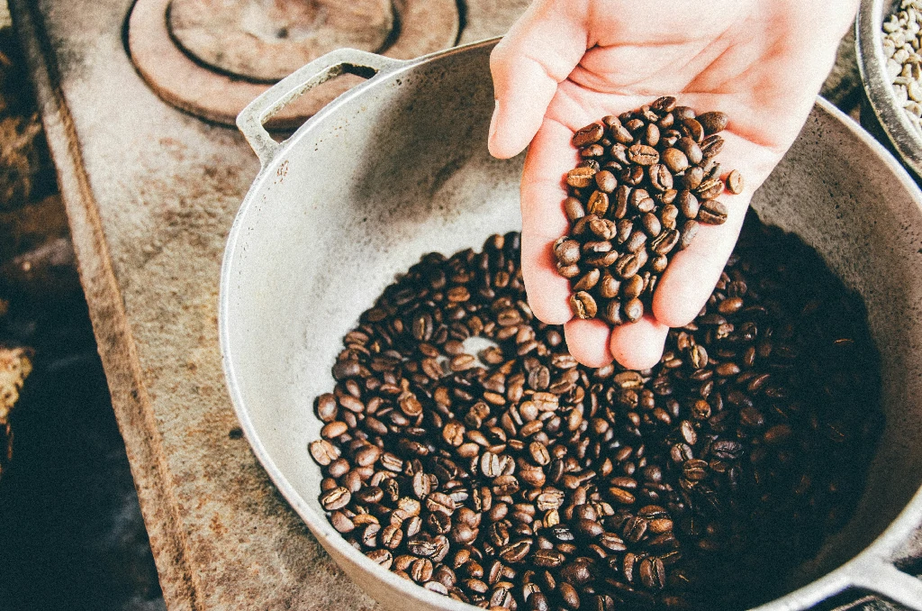 Mô hình kinh doanh cà phê mộc nguyên chất hút khách