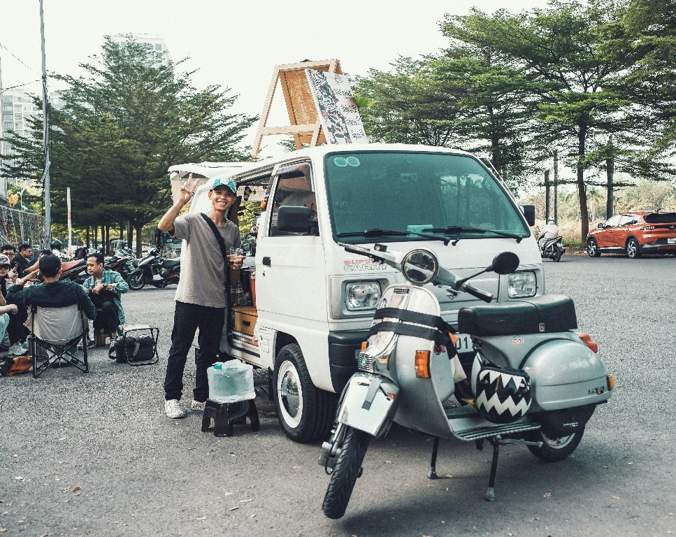 Biên lợi nhuận ly cafe mộc